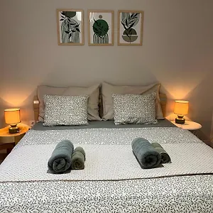 Apartment Larix, Budapest